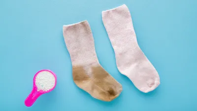 Белые носки: как отбелить, отстирать, от грязи, в домашних условиях, быстро и эффективно